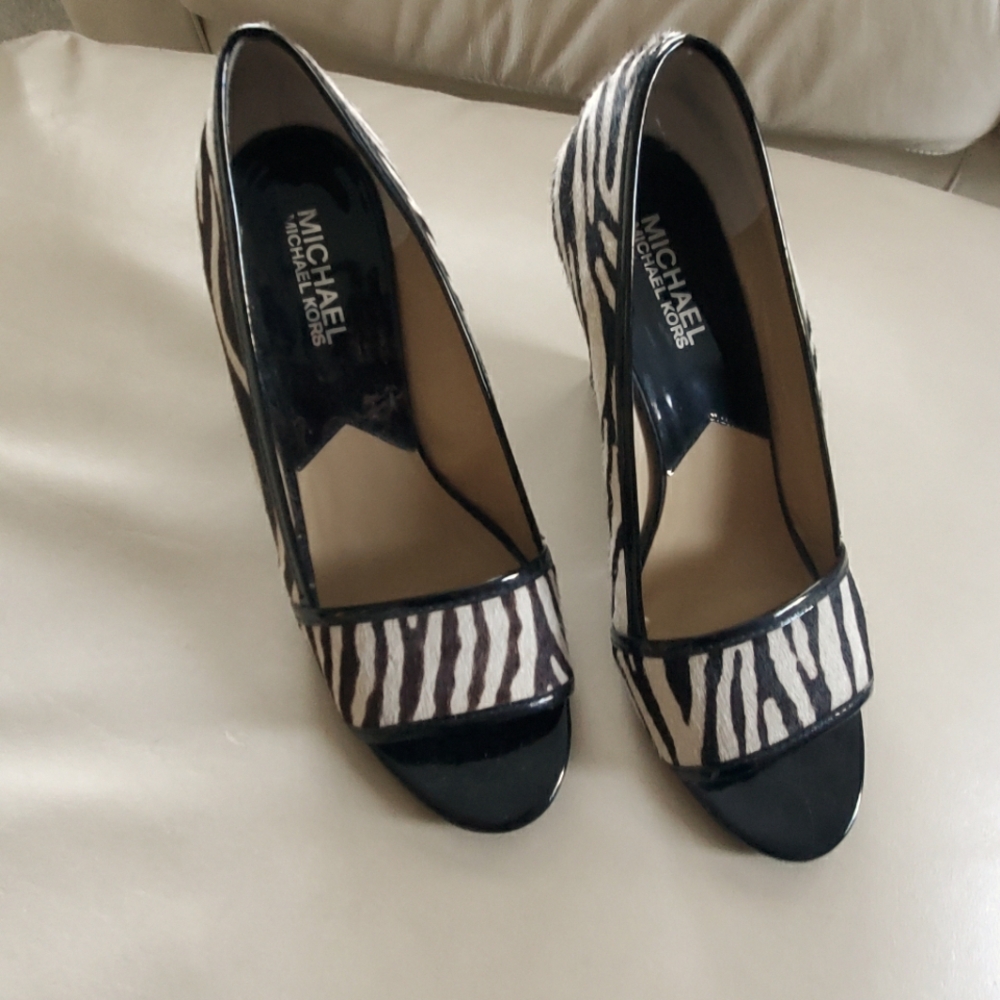 Michael Kors Calf Hair printed Zebra Open Toe Wedge Sandal heels. 7.5M